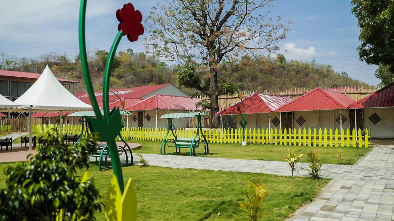 Praveg Tent City Narmada, Statue Of Unity Kevadia 外观 照片