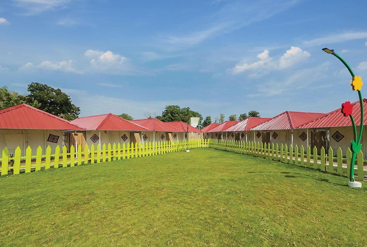 Praveg Tent City Narmada, Statue Of Unity Kevadia 外观 照片