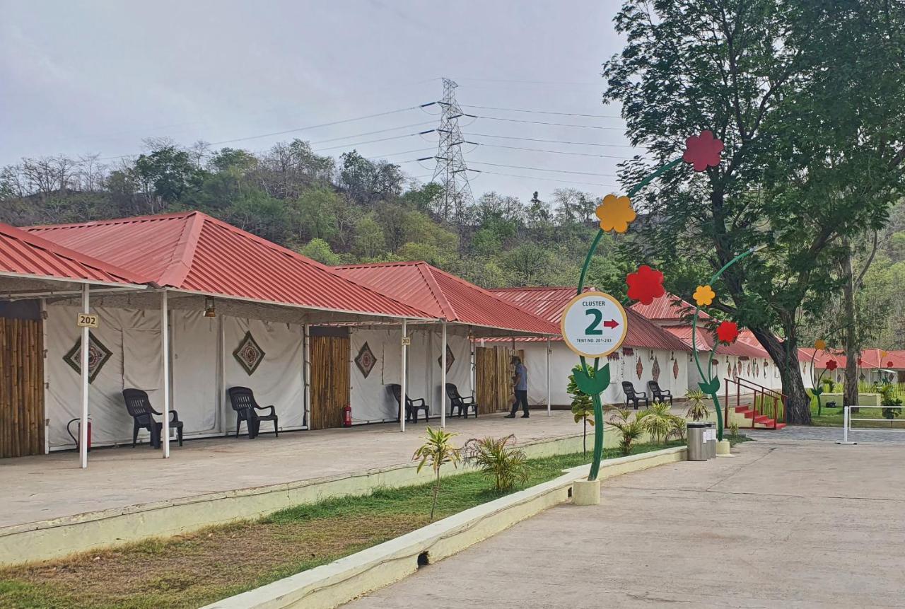 Praveg Tent City Narmada, Statue Of Unity Kevadia 外观 照片